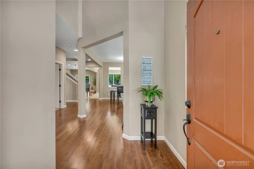 Property photo for 2404 57th Street Se, Auburn photo 4