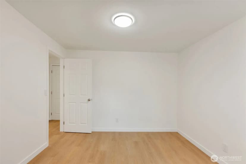Property photo for 6325 S Eddy Court, Seattle photo 23