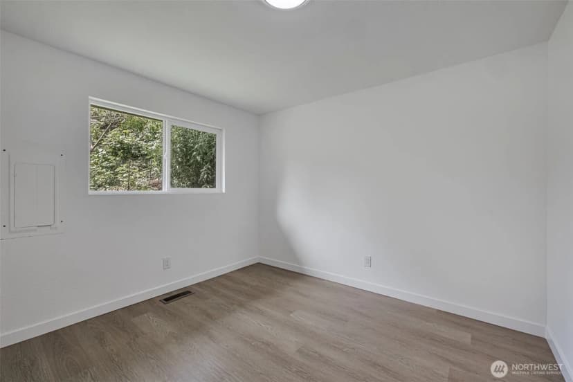 Property photo for 6325 S Eddy Court, Seattle photo 8