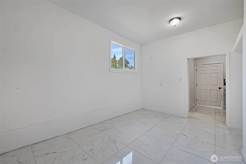 Property photo for 6325 S Eddy Court, Seattle photo 21