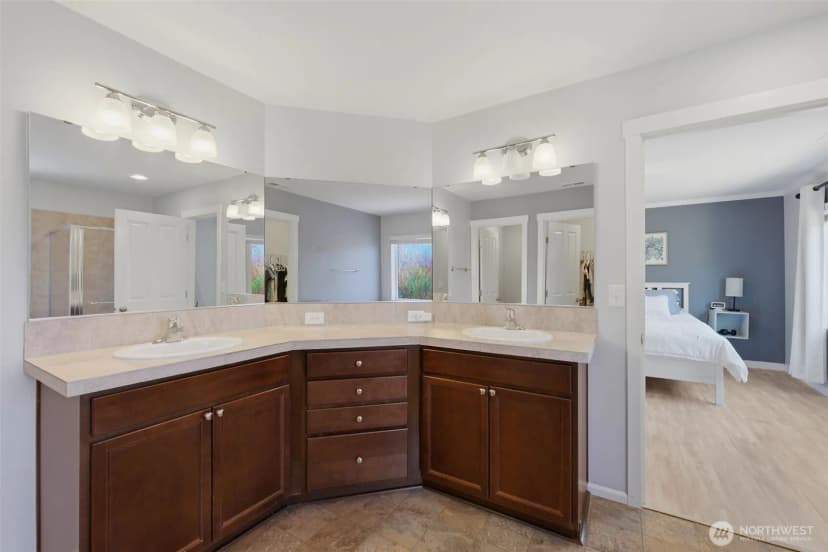 Property photo for 6626 Svea Court Ne, Lacey photo 18