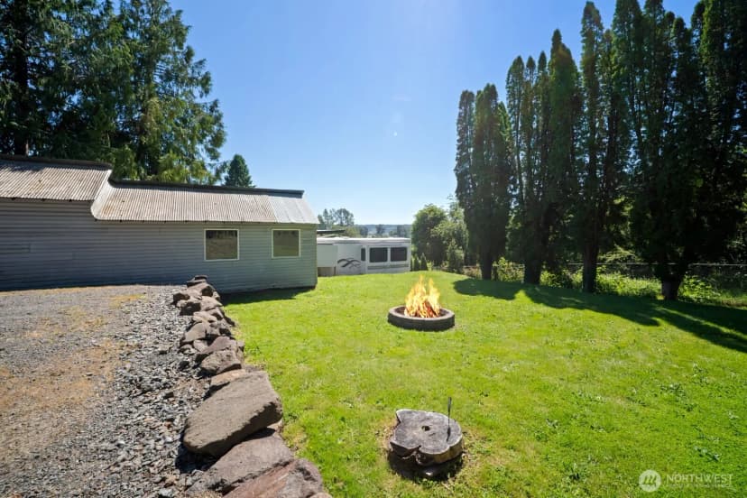 Property photo for 416 Riverview Lane, Snohomish photo 6