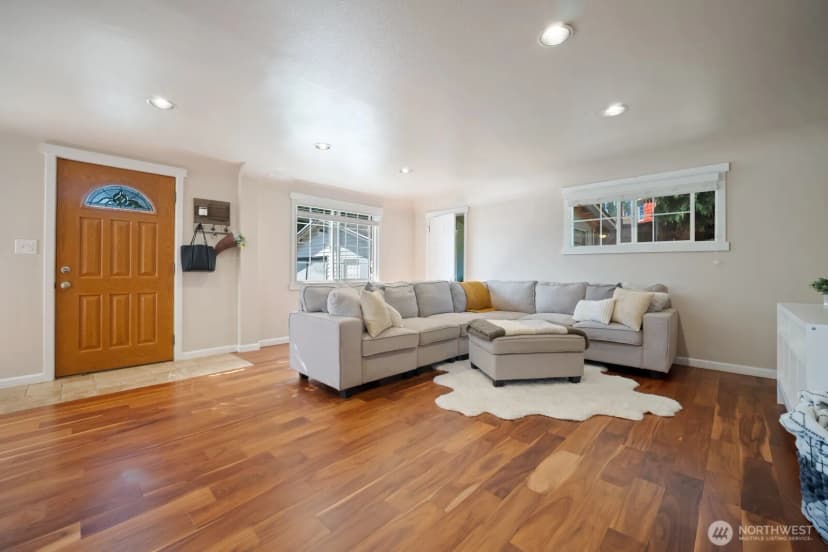 Property photo for 416 Riverview Lane, Snohomish photo 14