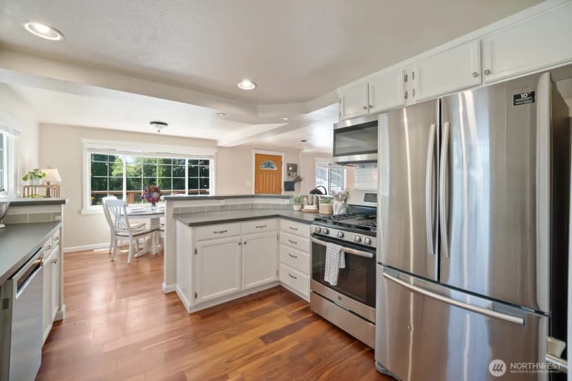Property photo for 416 Riverview Lane, Snohomish photo 9