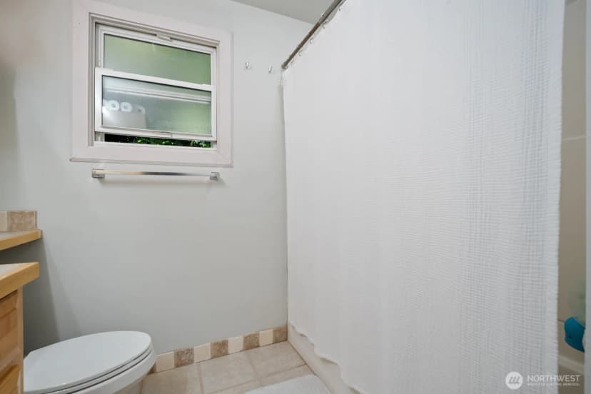 Property photo for 416 Riverview Lane, Snohomish photo 19