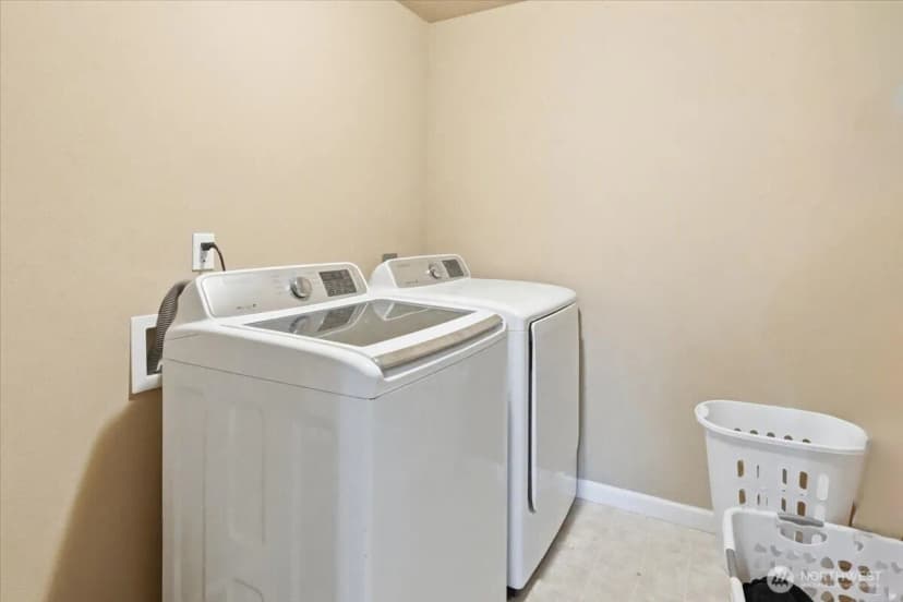 Property photo for 8218 203rd Street Ct E, Spanaway photo 16