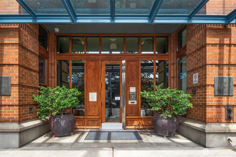 Property photo for 2414 1st Avenue #507, Seattle photo 27