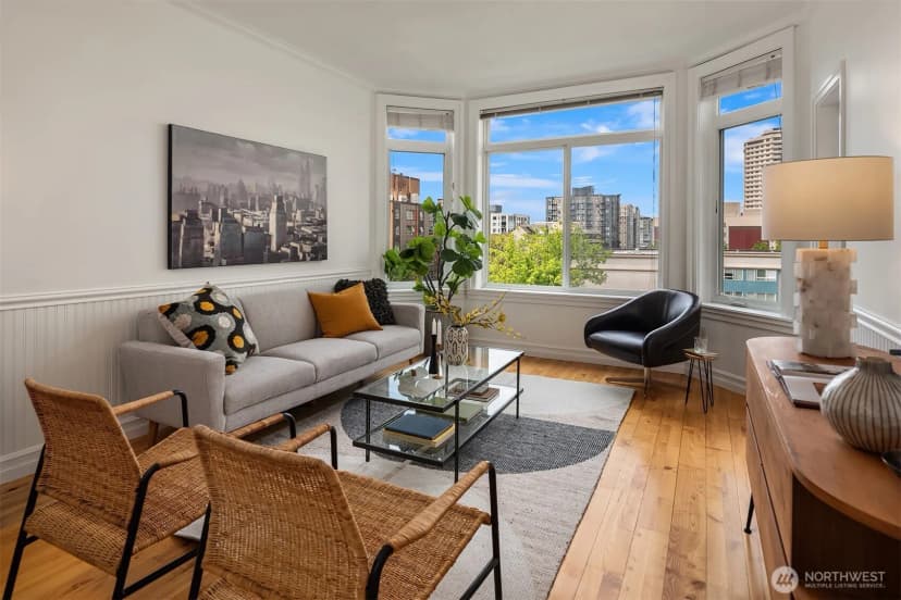 Property photo for 2414 1st Avenue #507, Seattle photo 5