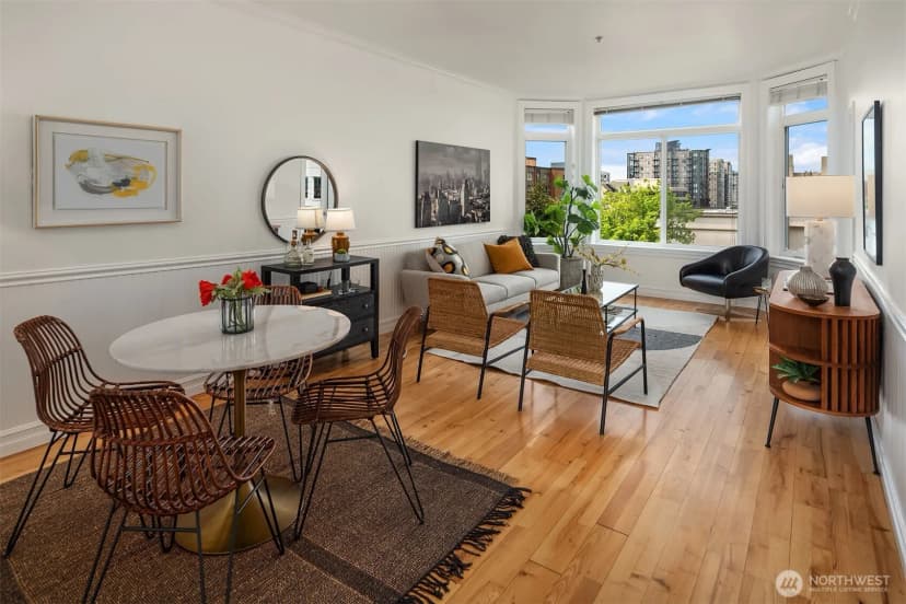 Property photo for 2414 1st Avenue #507, Seattle photo 9