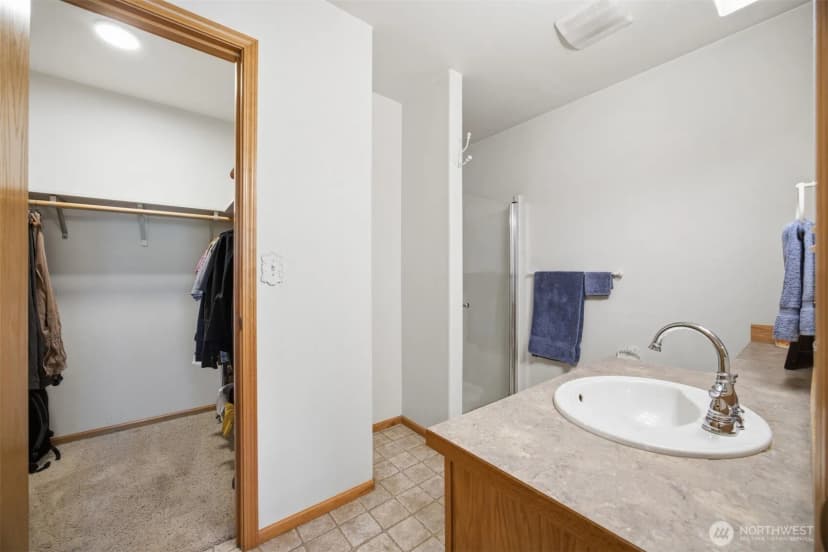Property photo for 323 Wilson Lane, Sumas photo 24