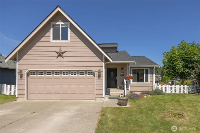Property photo for 323 Wilson Lane, Sumas