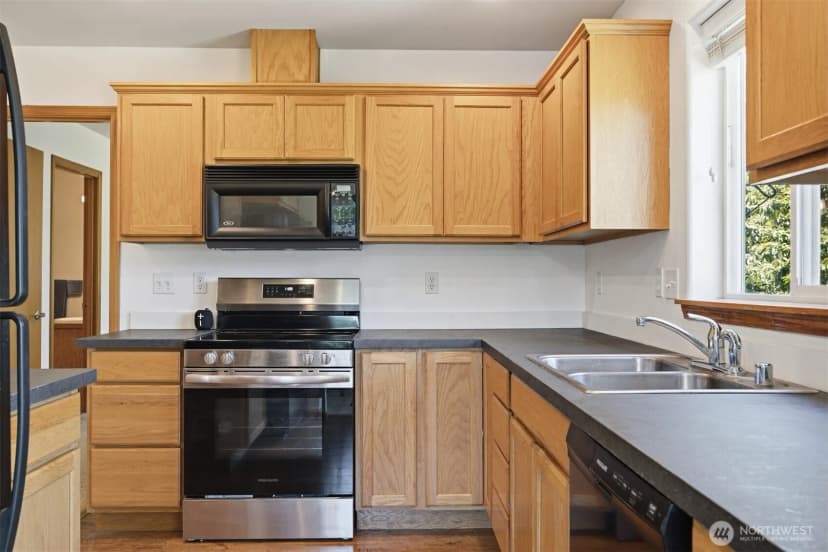 Property photo for 323 Wilson Lane, Sumas photo 12