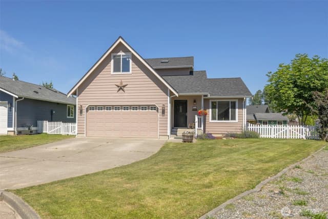 Property photo for 323 Wilson Lane, Sumas photo 2