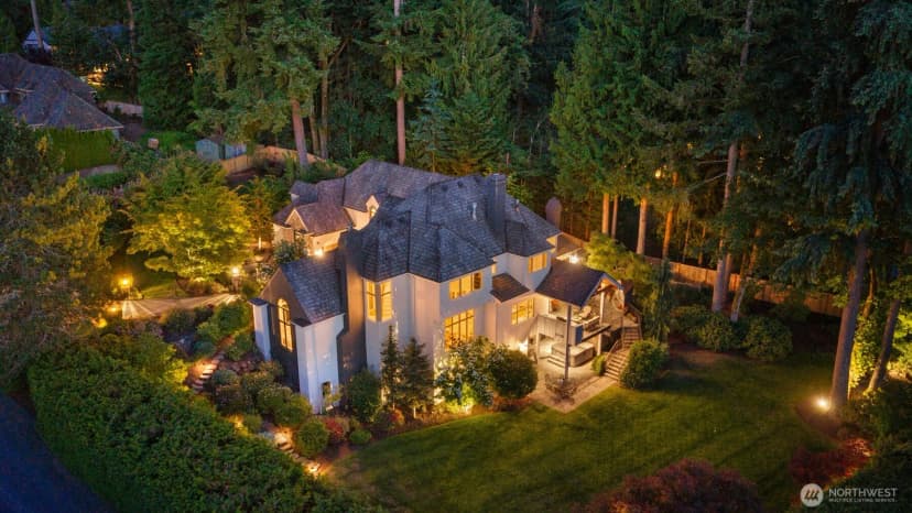 Property photo for 6351 163rd Place Se, Bellevue photo 2
