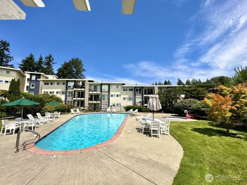 Property photo for 12701 Ne 9th Place #d105, Bellevue photo 12
