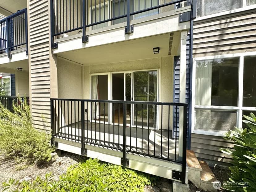 Property photo for 12701 Ne 9th Place #d105, Bellevue photo 11