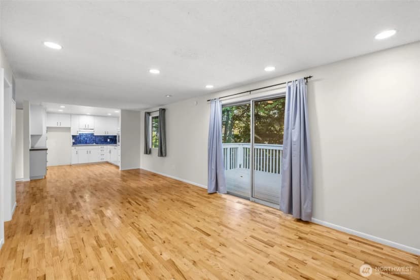Property photo for 1550 172nd Avenue Ne, Bellevue photo 19