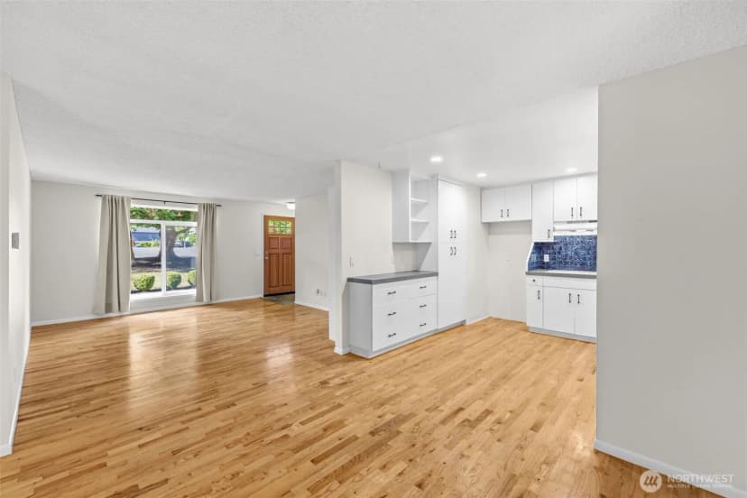 Property photo for 1550 172nd Avenue Ne, Bellevue photo 17