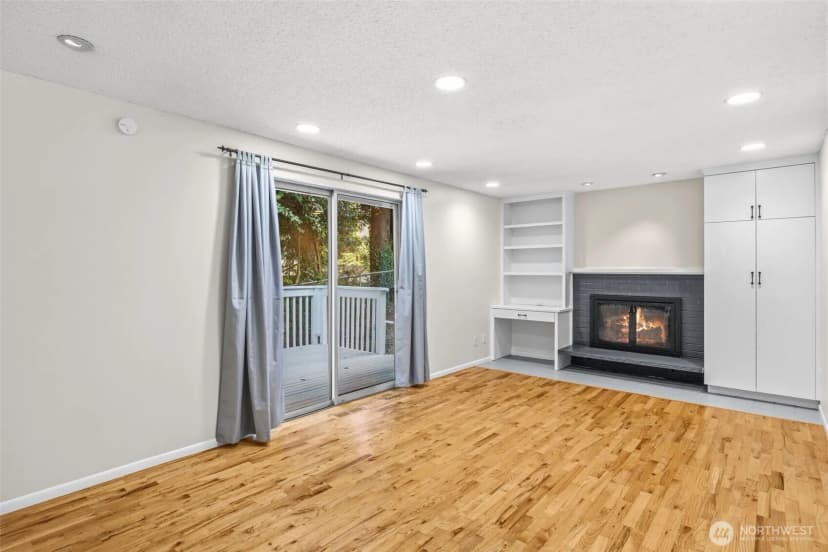 Property photo for 1550 172nd Avenue Ne, Bellevue photo 11