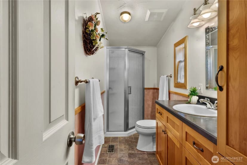 Property photo for 455 Fir Lane, Sedro Woolley photo 9