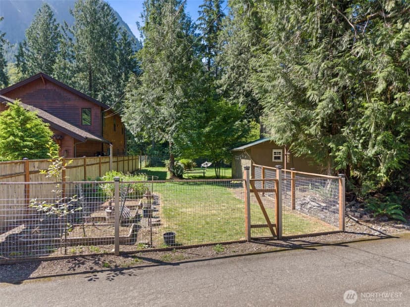 Property photo for 44725 Se 71st Street, Snoqualmie photo 39