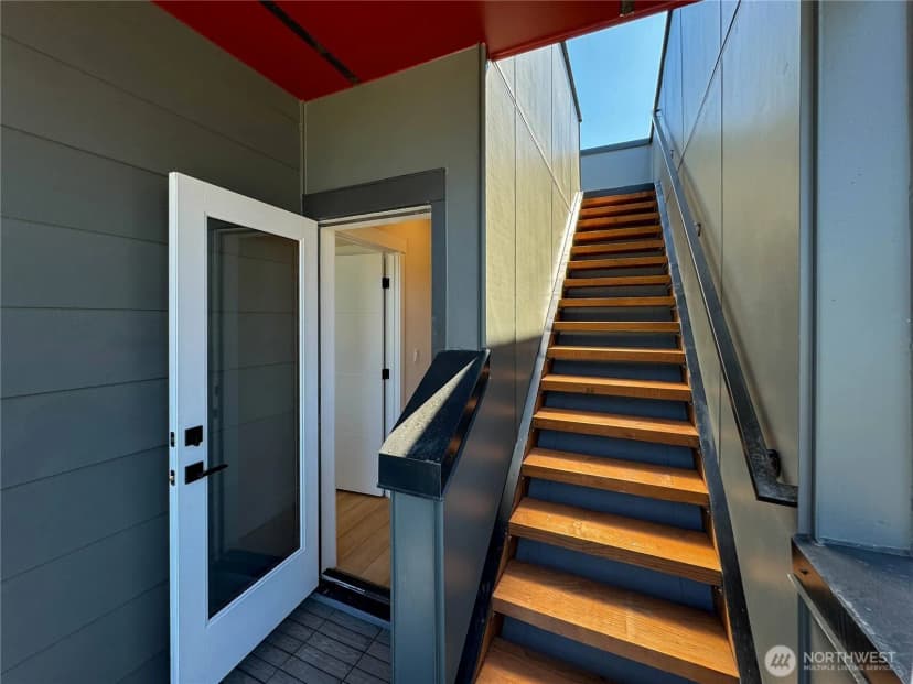 Property photo for 6905 42nd Avenue S #c, Seattle photo 12