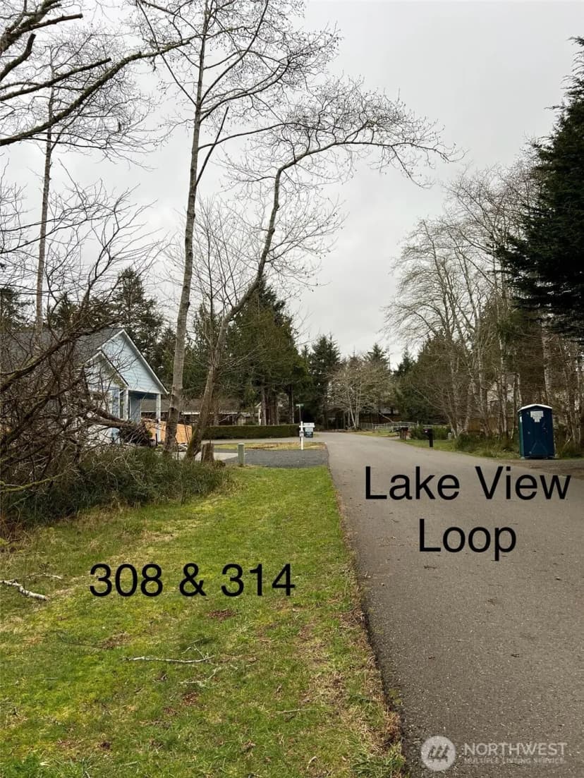 Property photo for 314 Lake View Loop Ne, Ocean Shores photo 4