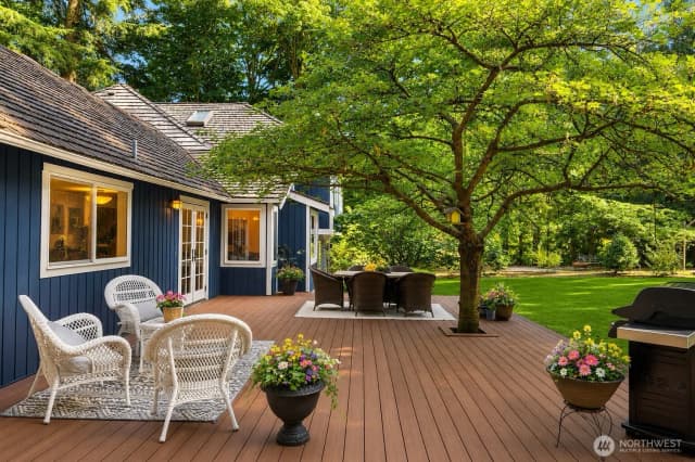 Property photo for 5013 140th Avenue Ne, Bellevue, WA 98005