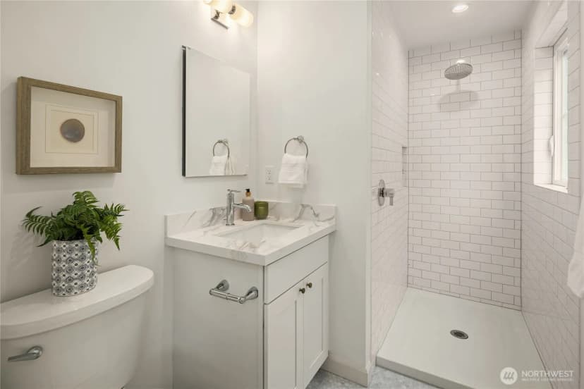 Property photo for 11429 Glendale Way S, Seattle photo 28