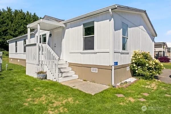 Property photo for 19920 67th Avenue Ne #11, Arlington
