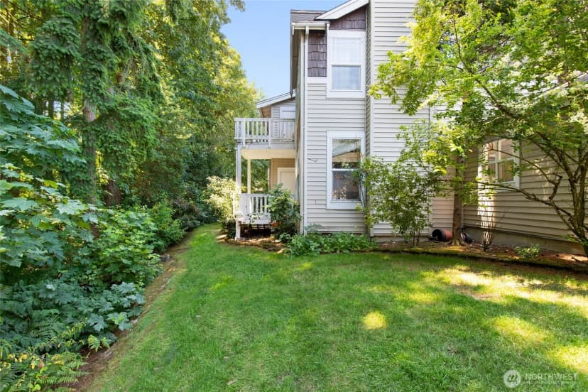 Property photo for 424 228th Street Sw #h101, Bothell photo 32