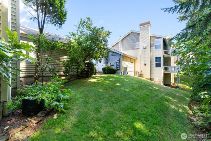Property photo for 424 228th Street Sw #h101, Bothell photo 33