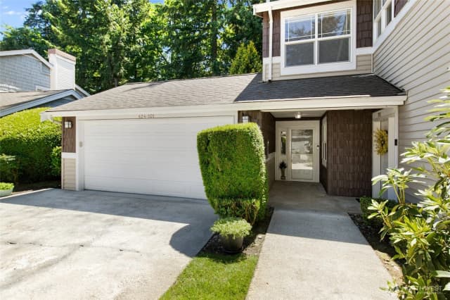 Property photo for 424 228th Street Sw #h101, Bothell photo 2