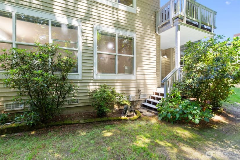 Property photo for 424 228th Street Sw #h101, Bothell photo 24
