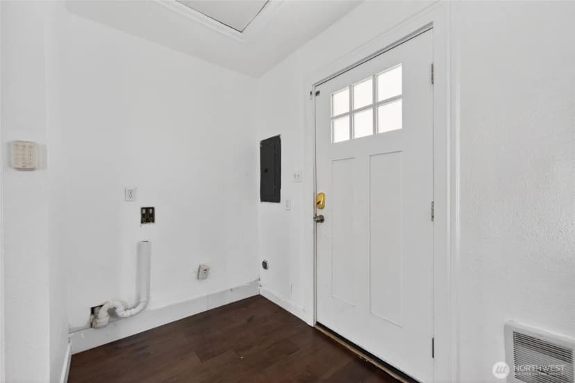 Property photo for 110 Lincoln Avenue, Kent photo 8