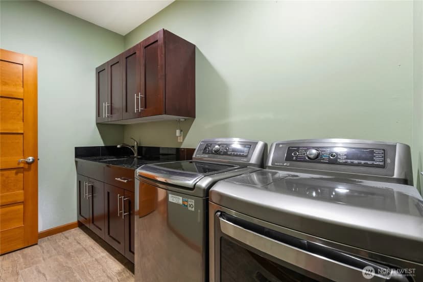 Property photo for 5550 Whitehorn Way, Blaine photo 22
