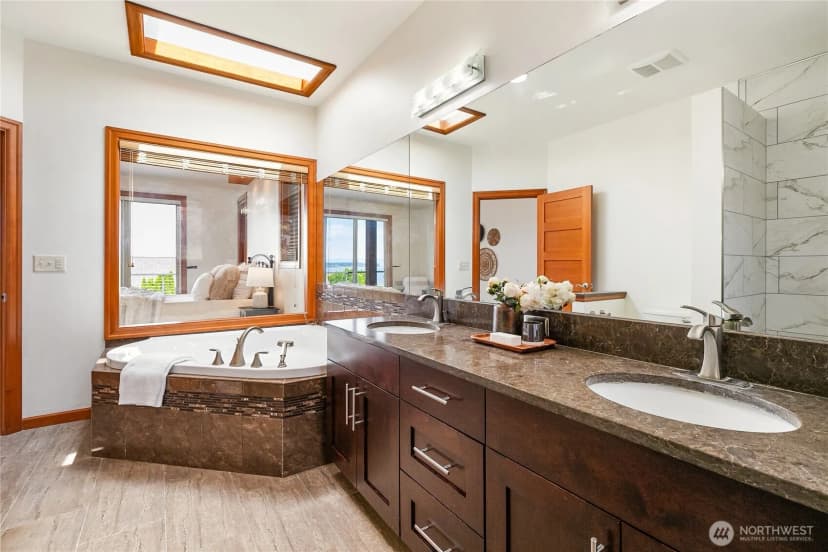 Property photo for 5550 Whitehorn Way, Blaine photo 15
