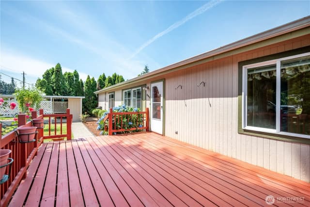 Property photo for 827 Ne Woodard Avenue, Castle Rock photo 4