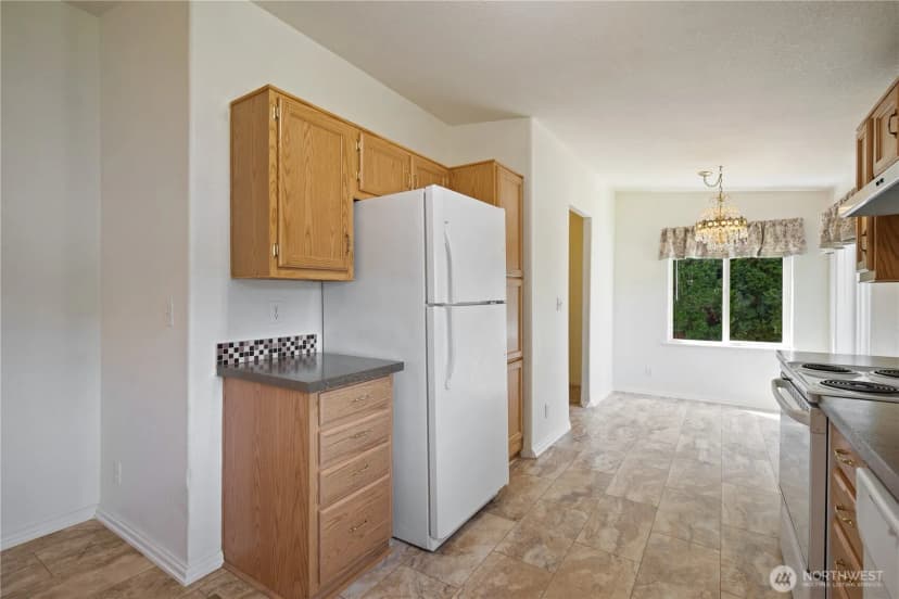 Property photo for 827 Ne Woodard Avenue, Castle Rock photo 13