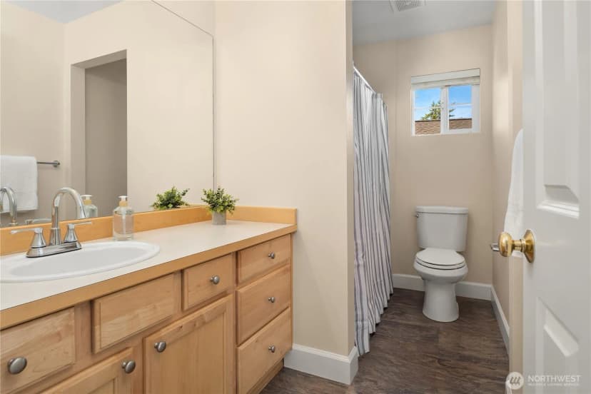 Property photo for 7209 Silent Creek Avenue Se, Snoqualmie photo 27