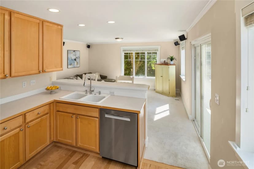 Property photo for 7209 Silent Creek Avenue Se, Snoqualmie photo 15