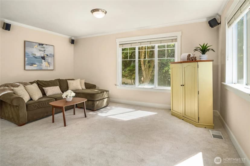 Property photo for 7209 Silent Creek Avenue Se, Snoqualmie photo 19