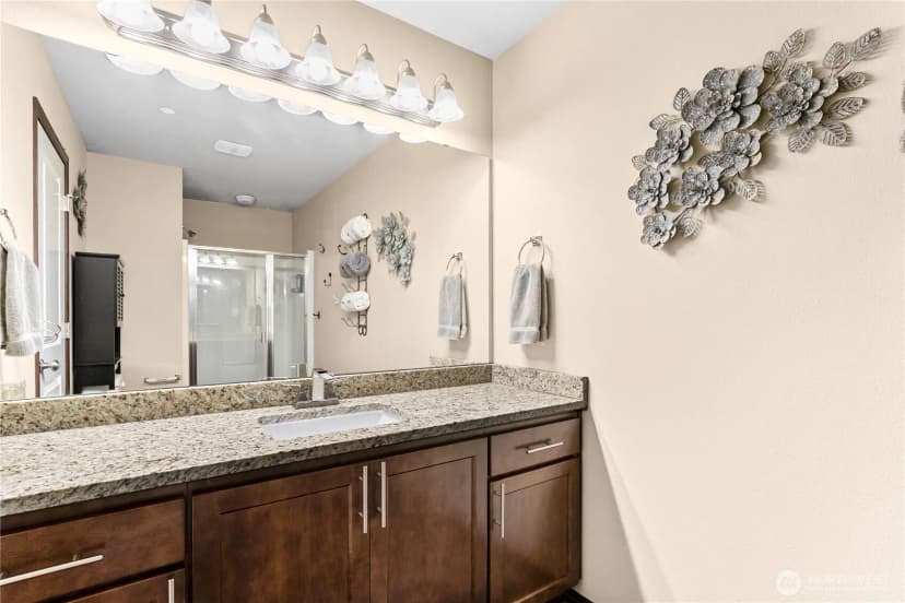 Property photo for 702 Kodiak Lane #54, Bellingham photo 14