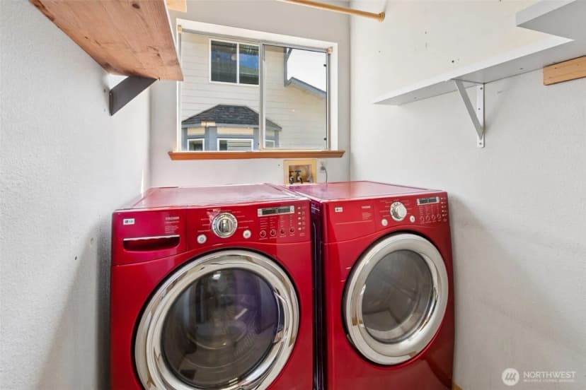 Property photo for 35012 13th Place Sw, Federal Way photo 22