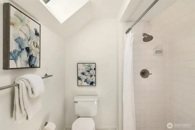 Property photo for 7670 80th Place Se, Mercer Island photo 21