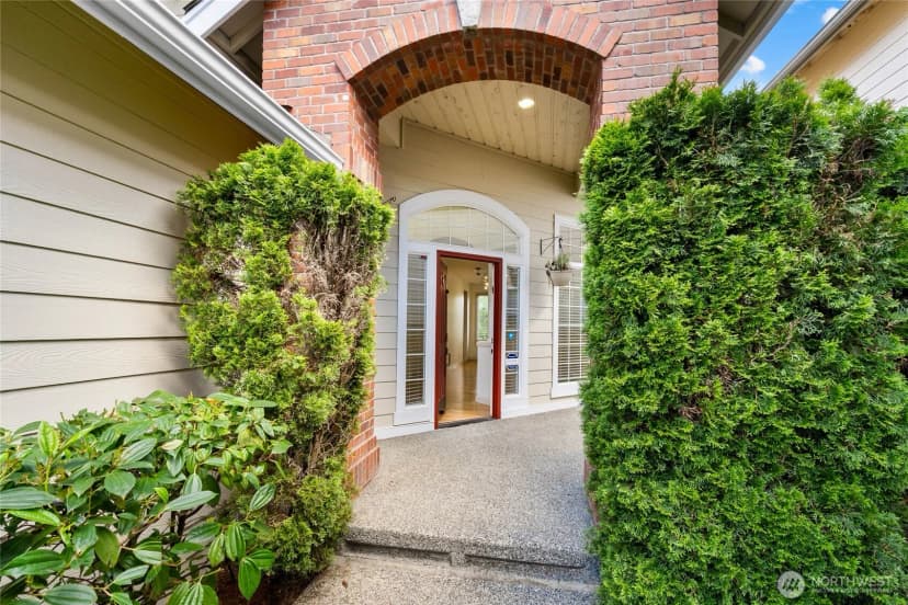 Property photo for 24312 E Main Drive, Sammamish photo 5