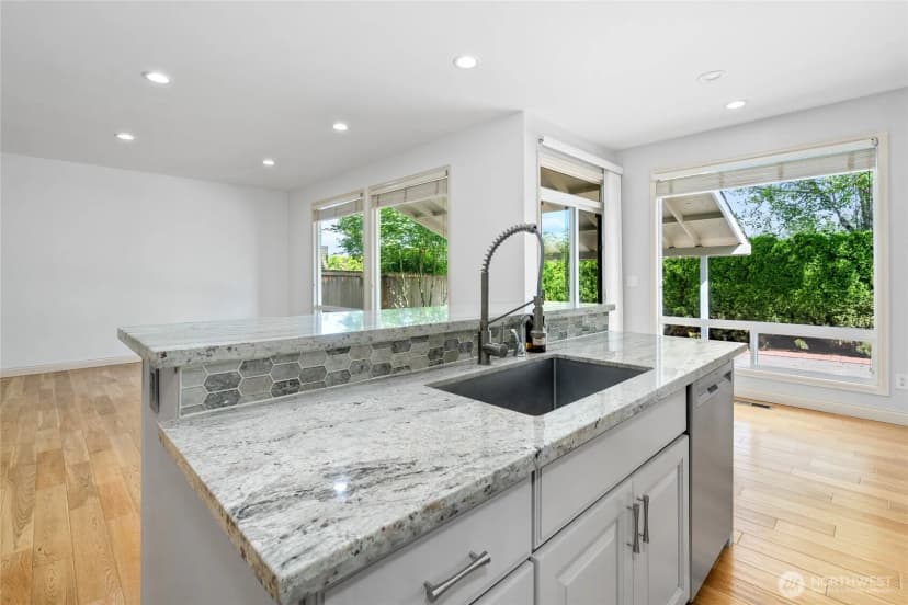 Property photo for 24312 E Main Drive, Sammamish photo 14