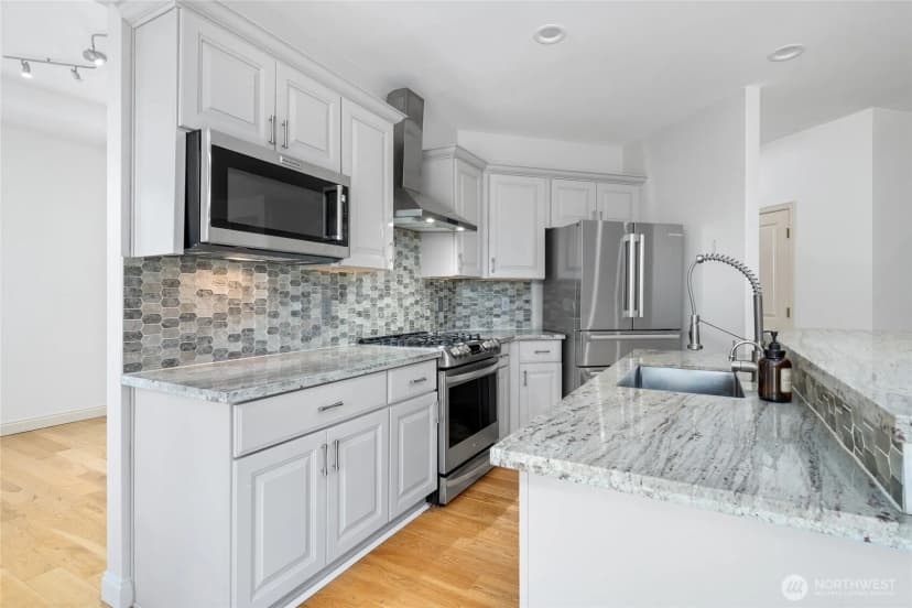 Property photo for 24312 E Main Drive, Sammamish photo 12