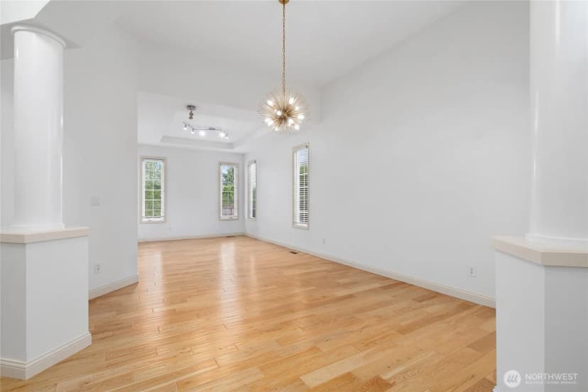 Property photo for 24312 E Main Drive, Sammamish photo 8