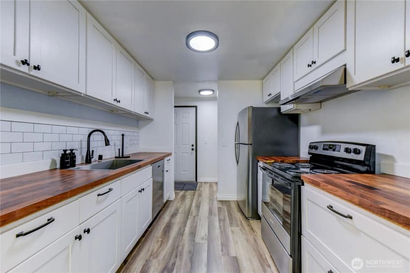 Property photo for 1934 Sw 318th Place #10-c, Federal Way photo 4